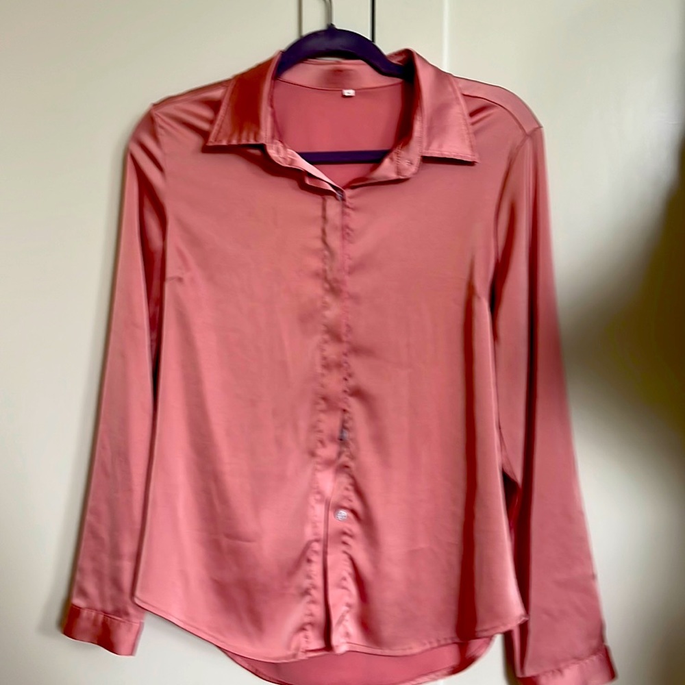 Beautiful and classy pink blouse for work or fun!